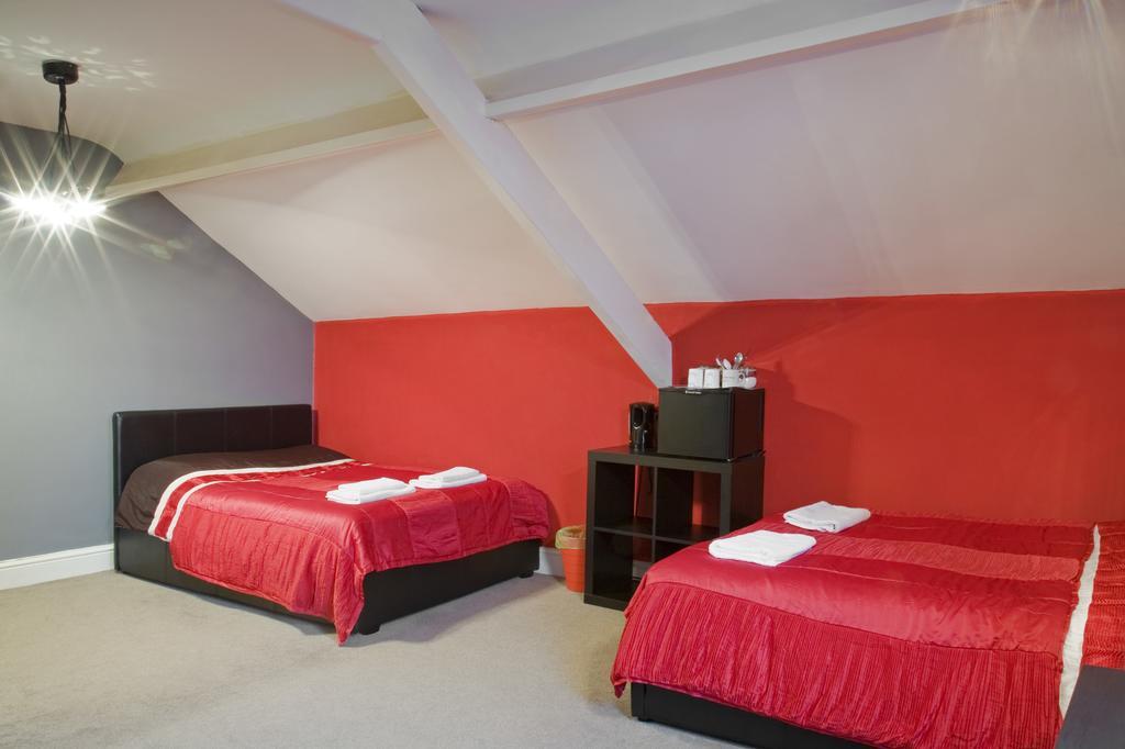 Oaklands Apartment Wolverhampton Bagian luar foto