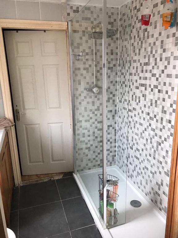 Oaklands Apartment Wolverhampton Bagian luar foto